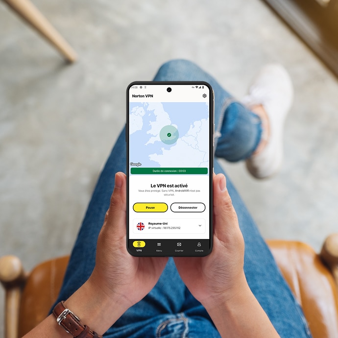 Téléphone avec « VPN activé » sur l'écran